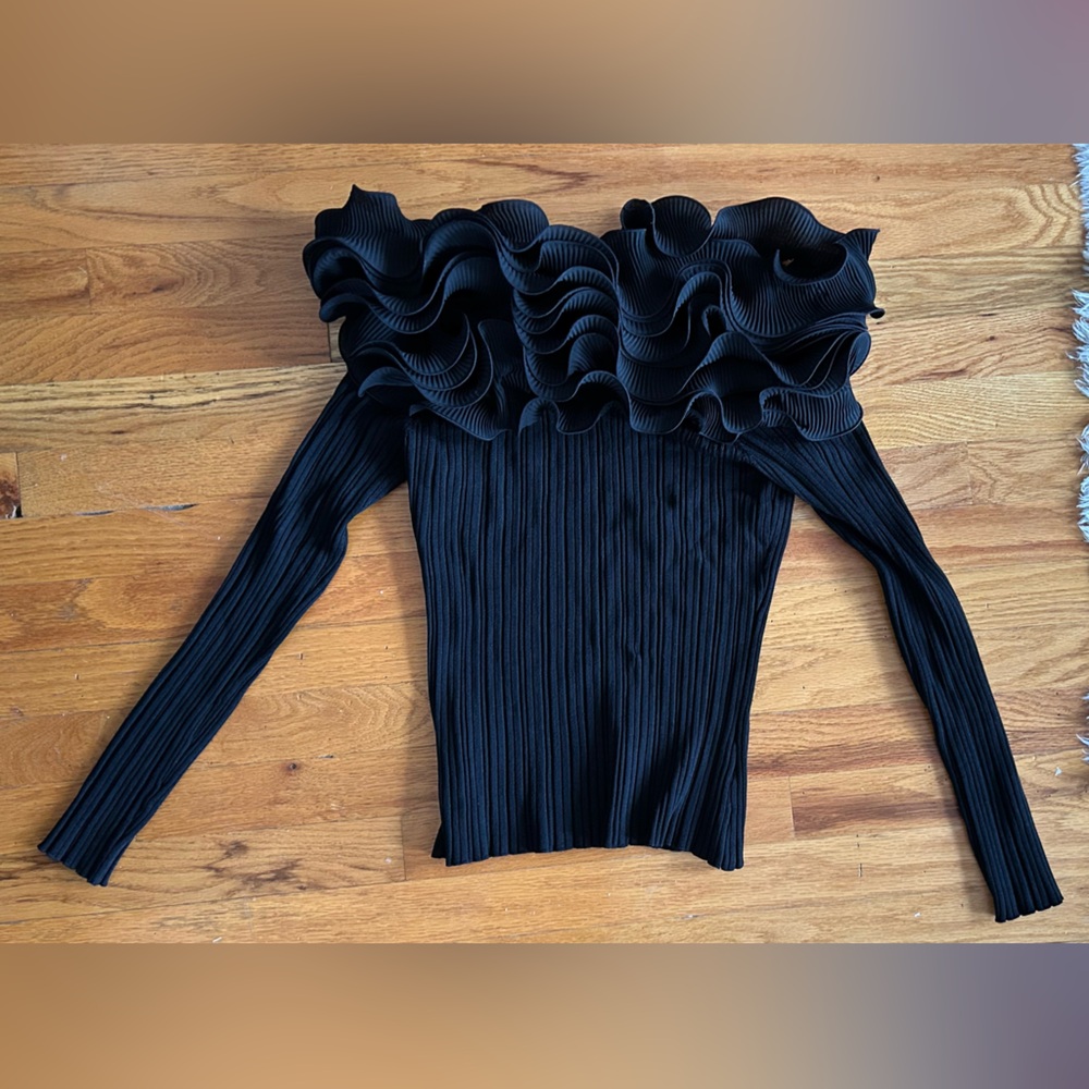 Dolce Cabo Black Ruffle Off the Shoulder Knit Sweater Size Medium